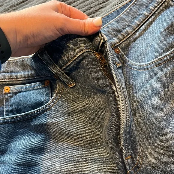 Madewell Dark Wash Denim Jean Cut Off Shorts | size 29 - Picture 3 of 7